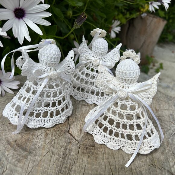 Three Vintage Crochet Angel Tree Topper - Picture 5 of 8